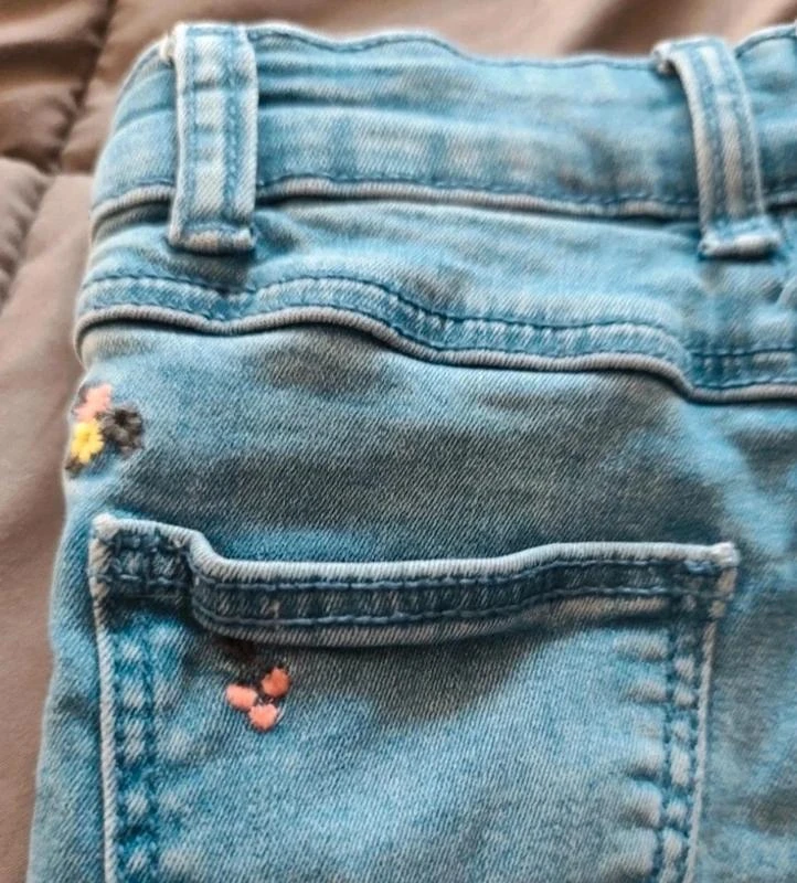 Floral embroidered slim jeans 🦄 Size 4 years 🦄 Tape a l'oeil – photo 8